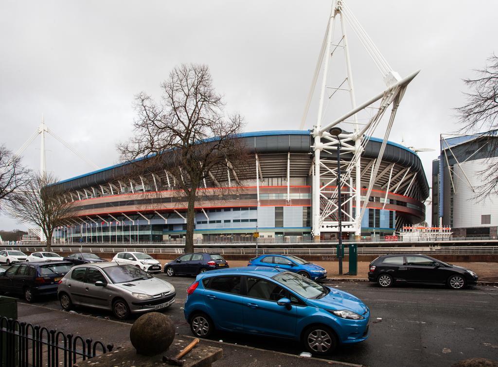1 Fitzhamon Embankment Apartments Opposite Principality Stadium - Long Stay Offer Cardiff Ngoại thất bức ảnh