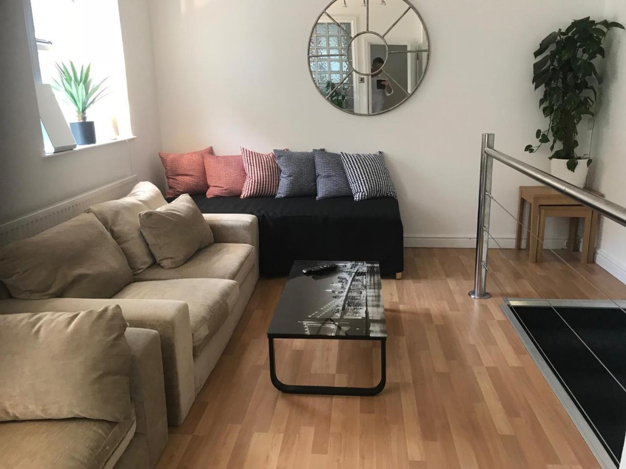 1 Fitzhamon Embankment Apartments Opposite Principality Stadium - Long Stay Offer Cardiff Ngoại thất bức ảnh