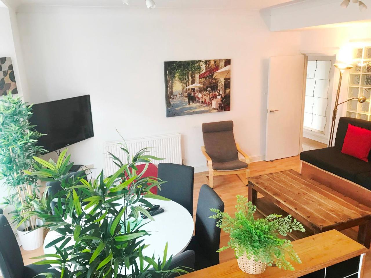 1 Fitzhamon Embankment Apartments Opposite Principality Stadium - Long Stay Offer Cardiff Ngoại thất bức ảnh